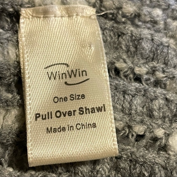 𝅺✅3x Host Pick✅ WinWin Pull Over Shawl, One Size - Picture 3 of 5
